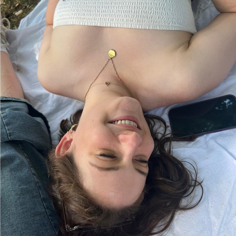 Meet your Posher, Alexandra